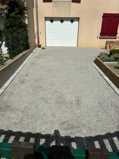 Chantier METIFIOT TP GOUDRONNAGE à Livron-sur-Drôme — terrassement & élagage (photo 42)